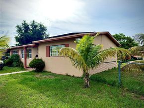 701 NW 176th Ter, Miami Gardens FL 33169