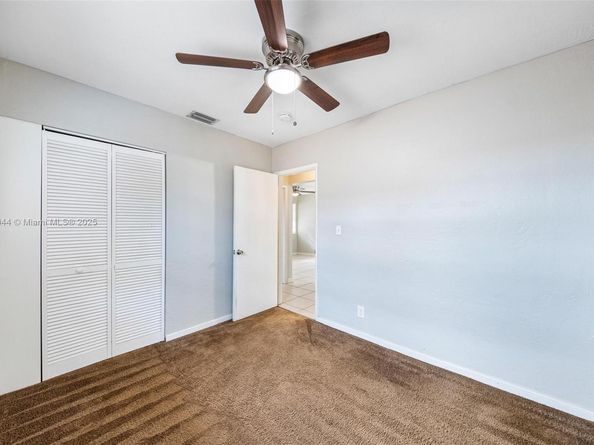4130 NW 12th Ave, Oakland Park FL 33309