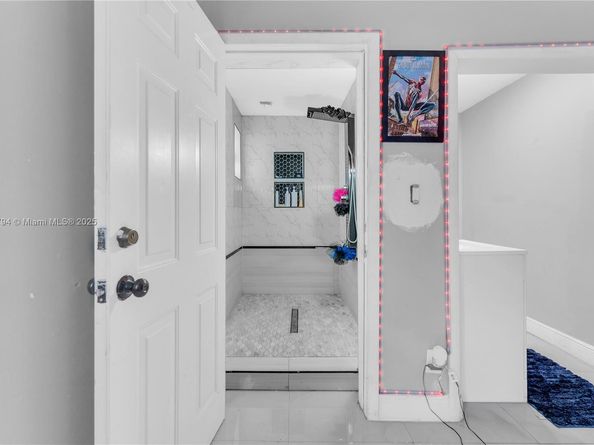 1340 NW 128th St, Miami FL 33167