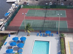 2780 NE 183rd St 908, Aventura FL 33160