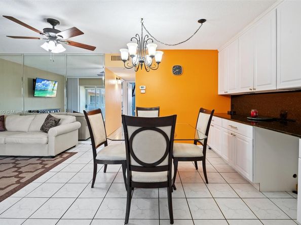 5300 Washington St G323, Hollywood FL 33021