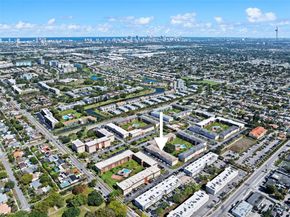 5300 Washington St G323, Hollywood FL 33021