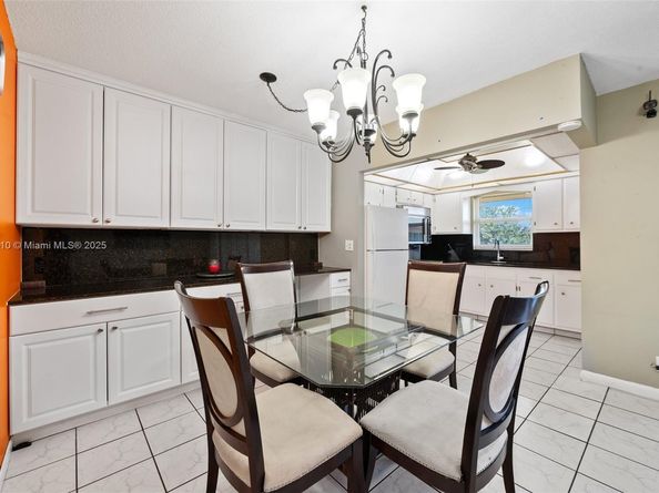5300 Washington St G323, Hollywood FL 33021