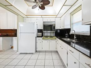 5300 Washington St G323, Hollywood FL 33021