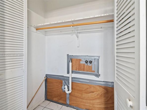 5300 Washington St G323, Hollywood FL 33021