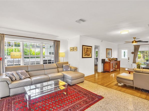 817 Venetia Ave, Coral Gables FL 33134