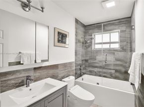 817 Venetia Ave, Coral Gables FL 33134