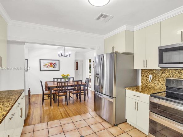 817 Venetia Ave, Coral Gables FL 33134