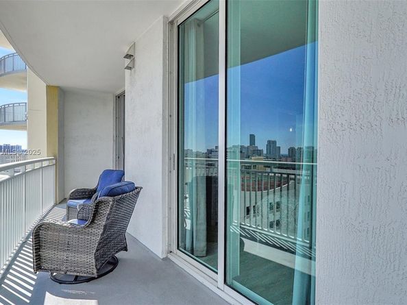 1745 E Hallandale Beach Blvd 905W, Hallandale Beach FL 33009