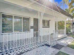 1230 Johnson St, Hollywood FL 33019