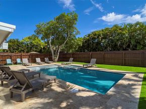 1230 Johnson St, Hollywood FL 33019