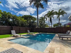 1230 Johnson St, Hollywood FL 33019