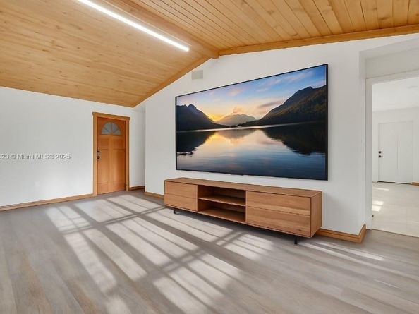 15512 SW 142nd Ct, Miami FL 33177