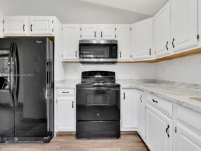 15512 SW 142nd Ct, Miami FL 33177