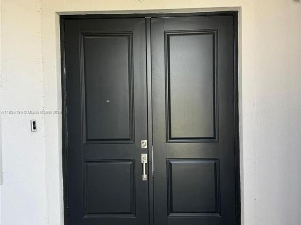 Undisclosed Address #A11826139, Miramar FL 33029
