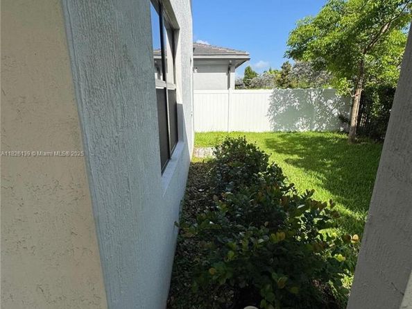 Undisclosed Address #A11826139, Miramar FL 33029
