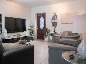 15076 SW 63rd Ter, Miami FL 33193