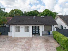 15076 SW 63rd Ter, Miami FL 33193