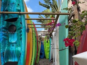 2500 NE 135th St C502, North Miami FL 33181