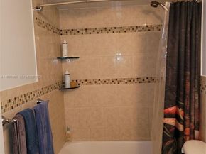 2500 NE 135th St C502, North Miami FL 33181