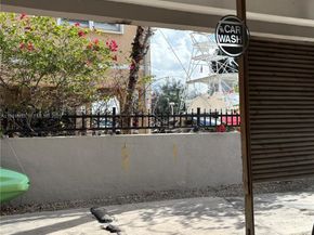 2500 NE 135th St C502, North Miami FL 33181