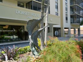 2500 NE 135th St C502, North Miami FL 33181