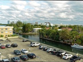 2500 NE 135th St C502, North Miami FL 33181