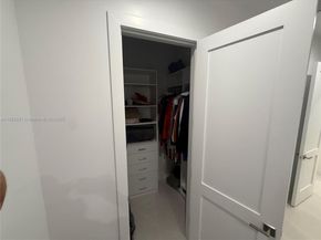 9600 SW 66th St, Miami FL 33173