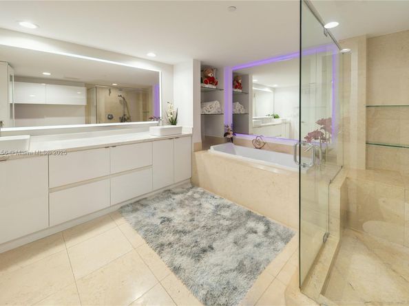 465 Brickell av 4705, Miami FL 33131