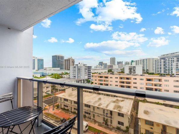 401 69th St 708, Miami Beach FL 33141