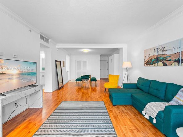 401 69th St 708, Miami Beach FL 33141