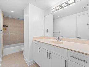 401 69th St 708, Miami Beach FL 33141