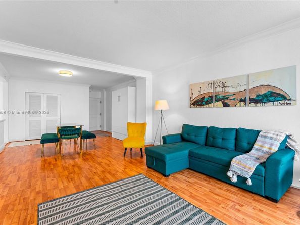 401 69th St 708, Miami Beach FL 33141
