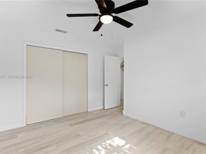 6880 Scott St, Hollywood FL 33024