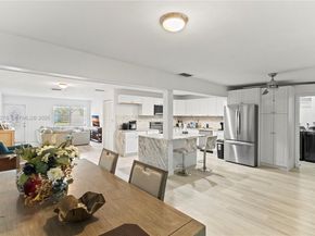 6880 Scott St, Hollywood FL 33024