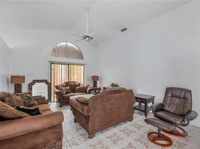 823 E Palm Run Dr, North Lauderdale FL 33068