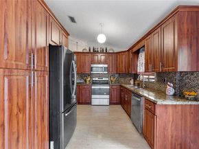 823 E Palm Run Dr, North Lauderdale FL 33068