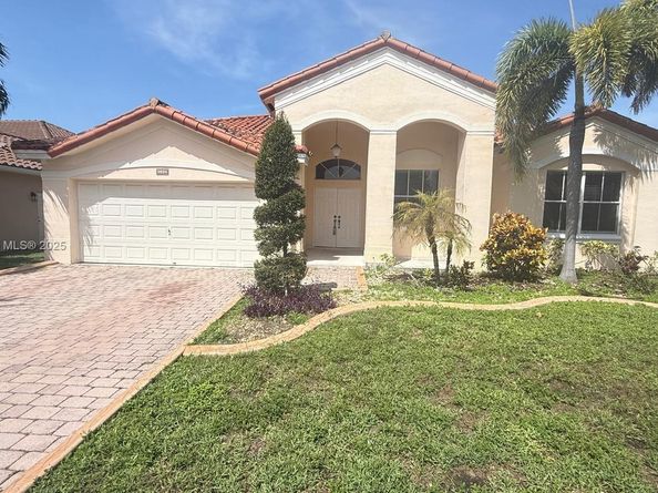 3654 SW 162nd Ave, Miramar FL 33027