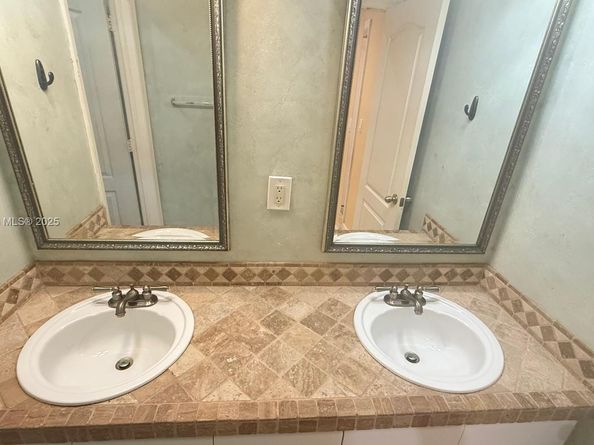 3654 SW 162nd Ave, Miramar FL 33027