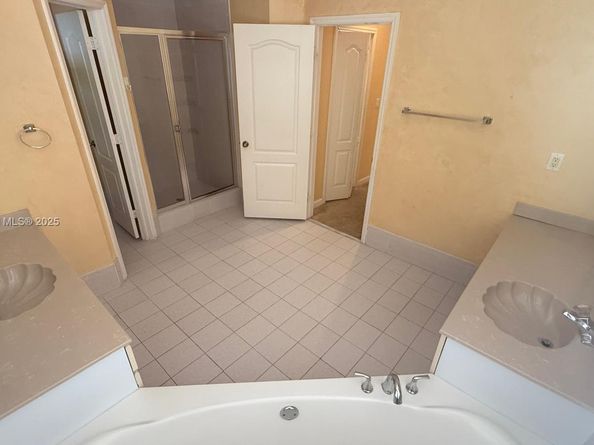 3654 SW 162nd Ave, Miramar FL 33027