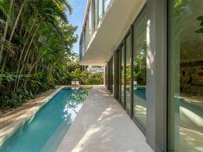 1616 Onaway Dr, Miami FL 33133