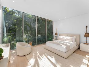 1616 Onaway Dr, Miami FL 33133