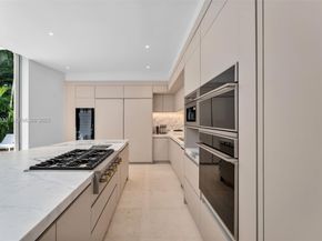 1616 Onaway Dr, Miami FL 33133