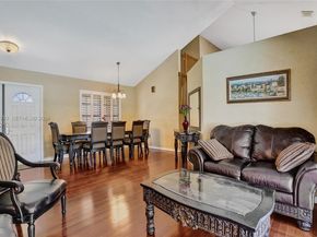 14681 Poplar Hill Ct, Davie FL 33325