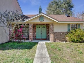 14681 Poplar Hill Ct, Davie FL 33325