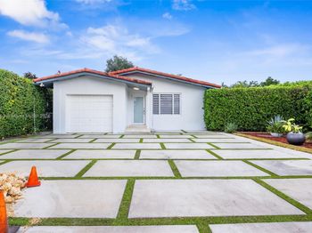 2121 Red Rd
