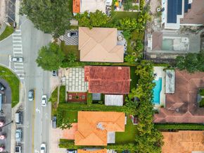 2121 Red Rd, Coral Gables FL 33155