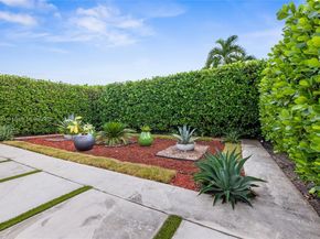 2121 Red Rd, Coral Gables FL 33155