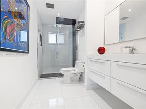 2121 Red Rd, Coral Gables FL 33155