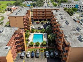 1800 W 54th St 109, Hialeah FL 33012